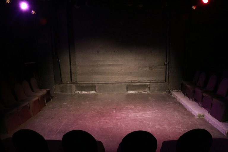 Klapstoelkabaret — theater in Lelystad