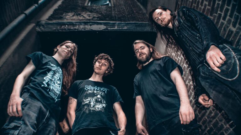 HESKEN, Release the River & Crush — Uitgaan in Lelystad